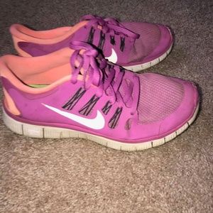 Nike Women Free Runners